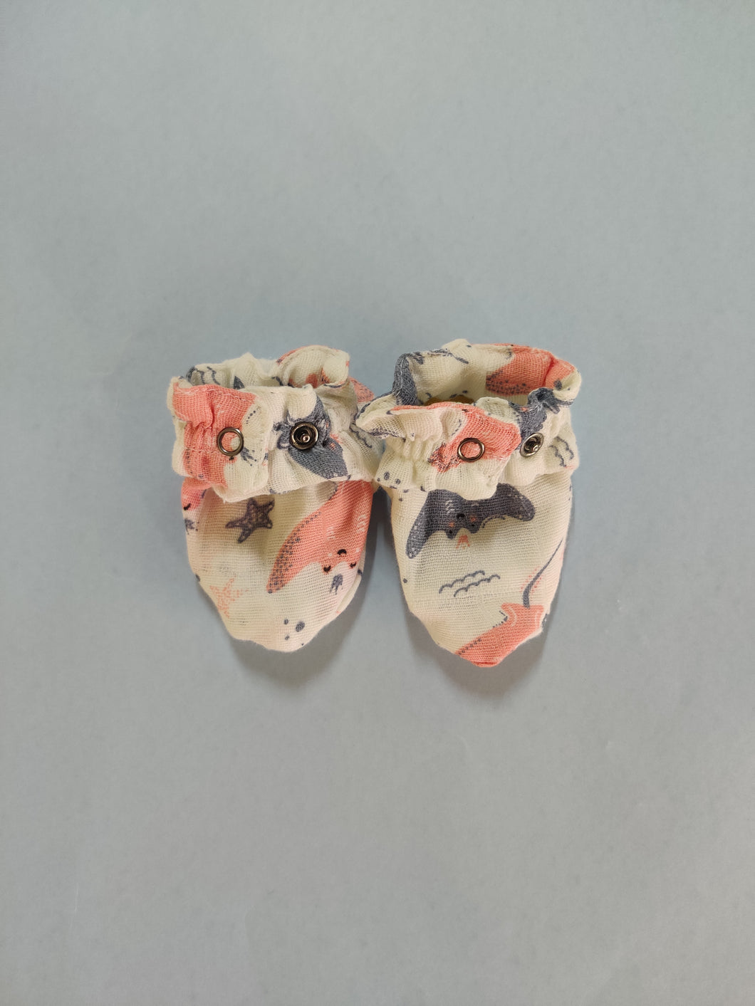 Muslin Booties - Ray