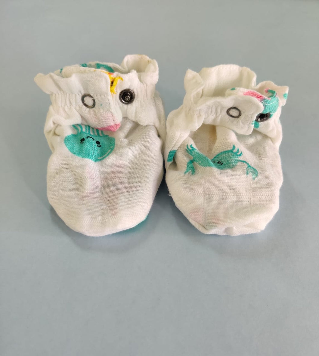 Muslin Booties - SeaWorld