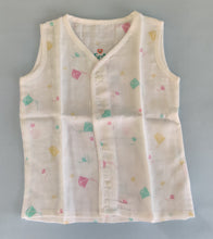 Load image into Gallery viewer, Muslin Jhabla set 1-2 years - Kite
